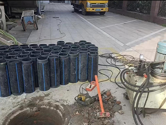 江达PE置换管厂家 DN315置换管 非开挖管短管置换